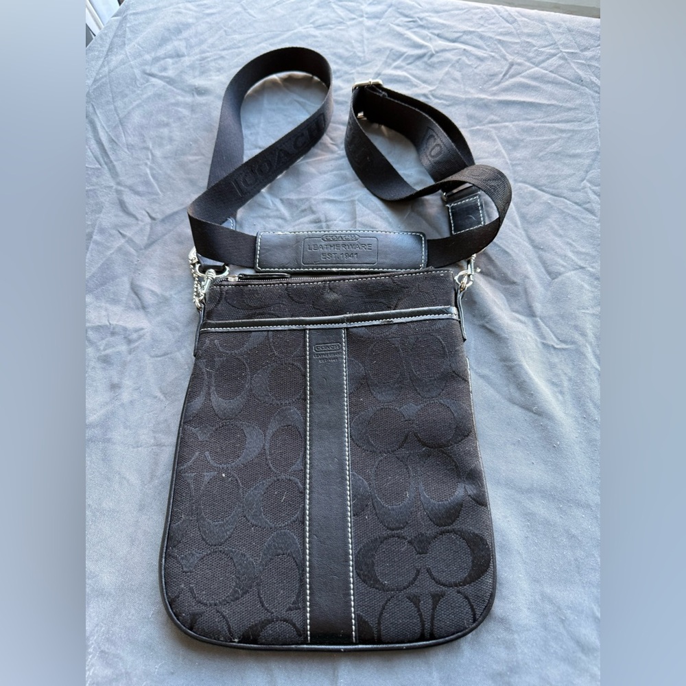 Coach Signature Black Messenger Bag